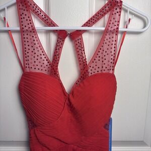 Maniju Red Sequined Stunner Prom Dress NWT Flowy‎ Size Small